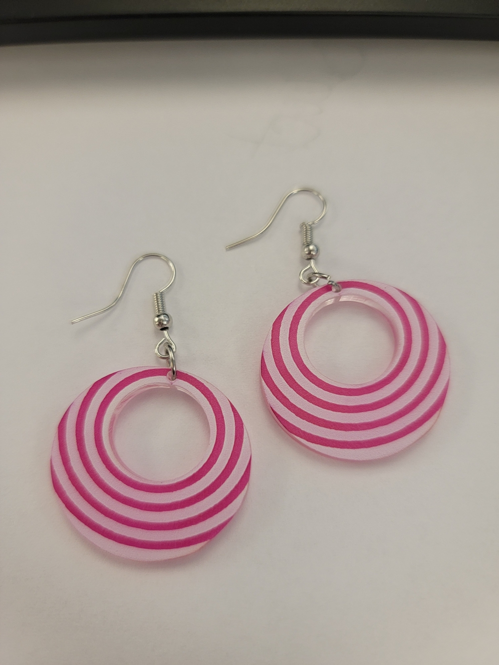 Fashion Jewelry Pink & White Striped Acrylic Hoop Dangle Earrings